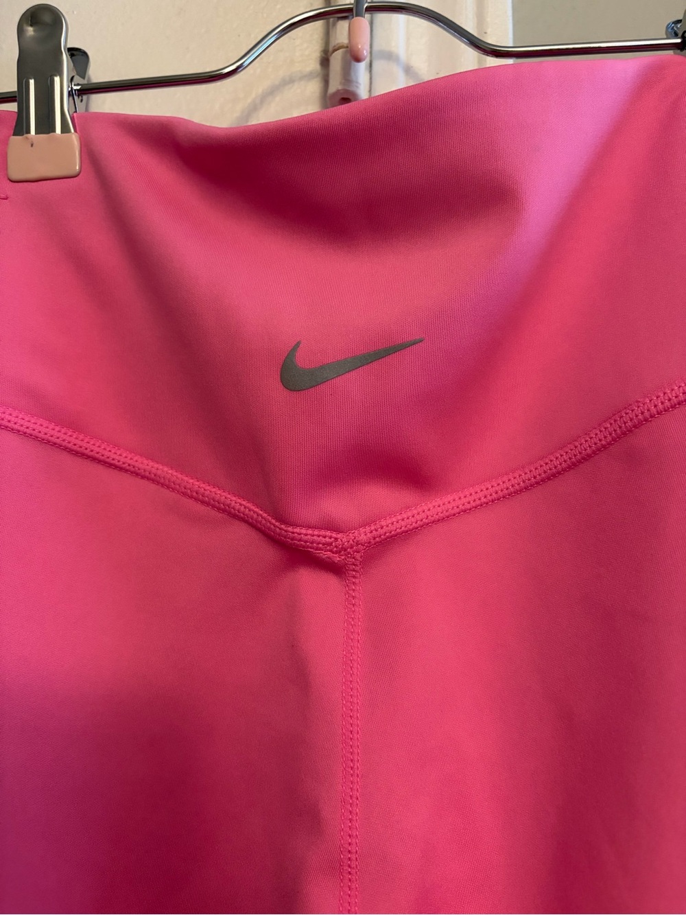 Pink Nike leggings